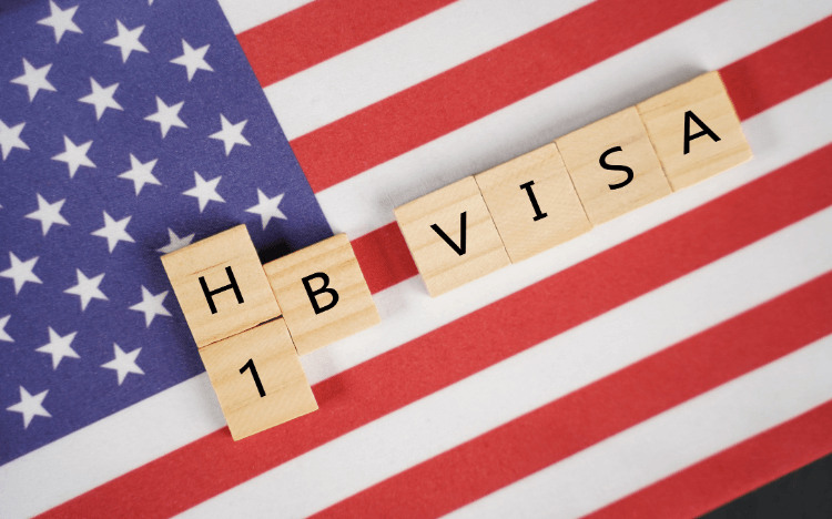 Navigating the H-1B Visa Process: A Comprehensive Guide for Graduates from US Universities